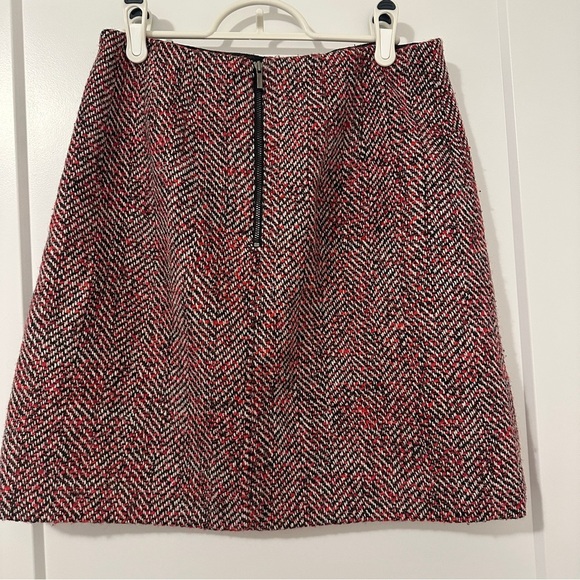 Loft Ann Taylor Black Red White Herringbone Wool Blend Skirt Size 2 Women’s - Picture 6 of 11